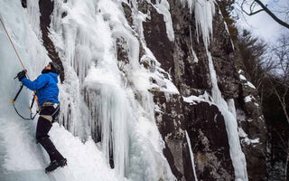 Fatbiking and ice climbing at “La crique à David” - Panorama Cycles